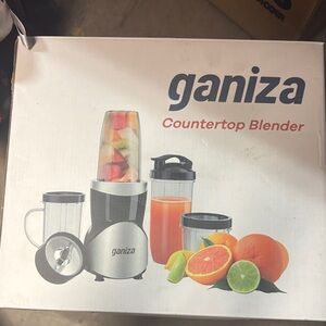 Countertop Blender - Black and Silver